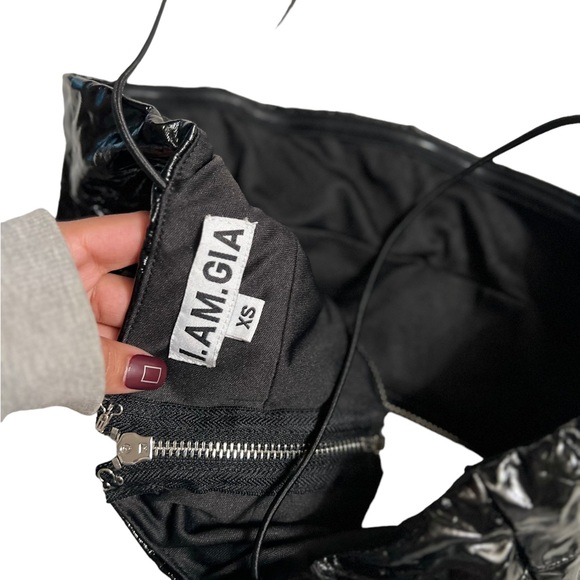 I.AM.GIA Latex Black Bralette Crop Top - Picture 6 of 6